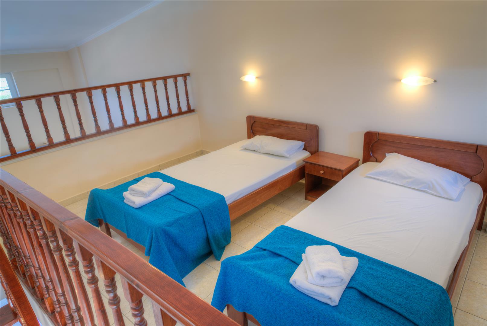 MAISONETTE  UPPER FLOOR